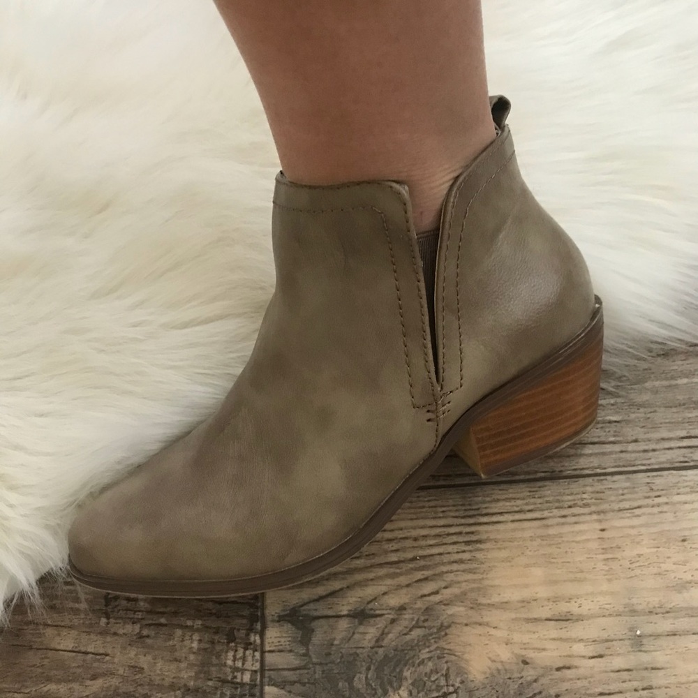 Great condition booties!
